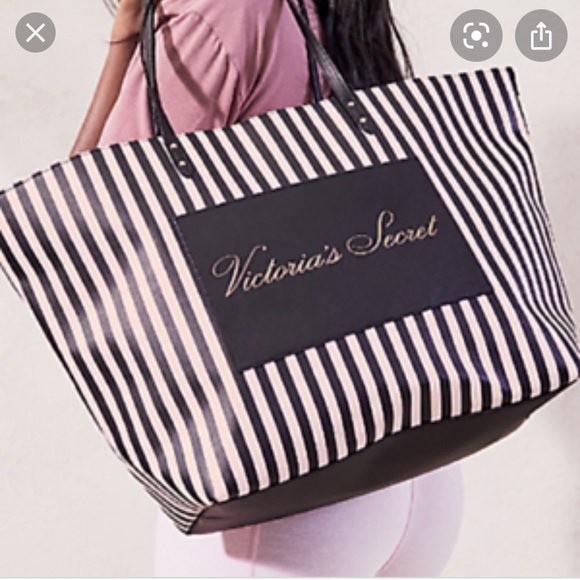 Victoria's Secret Handbags - Victoria Secret Signature tote
